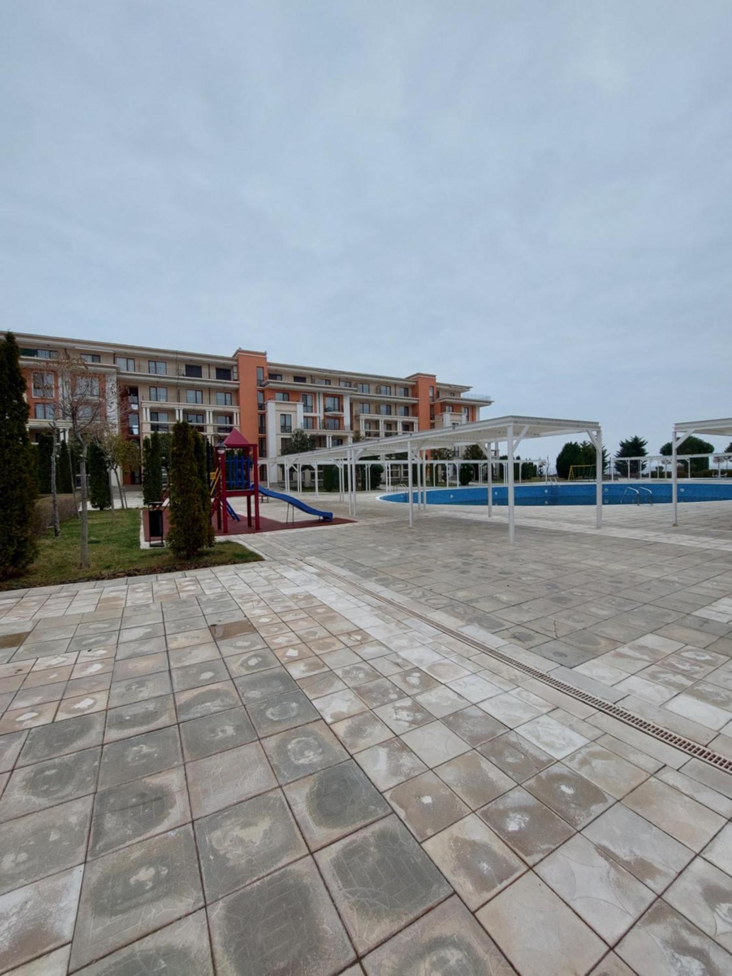 Fort Noks Prestige Beach Aparthotel, Sveti Vlas Buitenkant foto